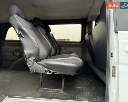 Білий Мерседес Віто, об'ємом двигуна 2.15 л та пробігом 350 тис. км за 4900 $, фото 55 на Automoto.ua