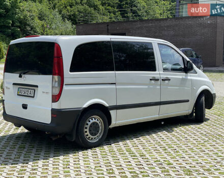 Белый Мерседес Вито, объемом двигателя 2.15 л и пробегом 440 тыс. км за 7200 $, фото 7 на Automoto.ua