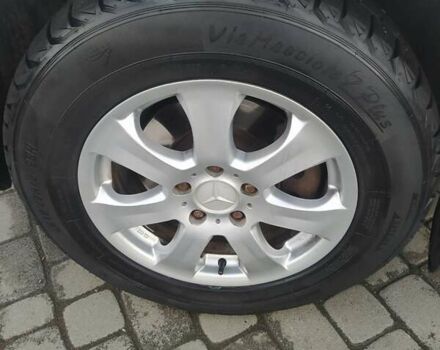 Белый Мерседес Вито, объемом двигателя 2.15 л и пробегом 360 тыс. км за 6500 $, фото 17 на Automoto.ua