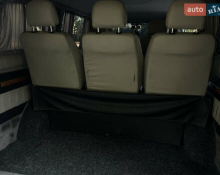 Белый Мерседес Вито, объемом двигателя 2.15 л и пробегом 372 тыс. км за 7999 $, фото 21 на Automoto.ua