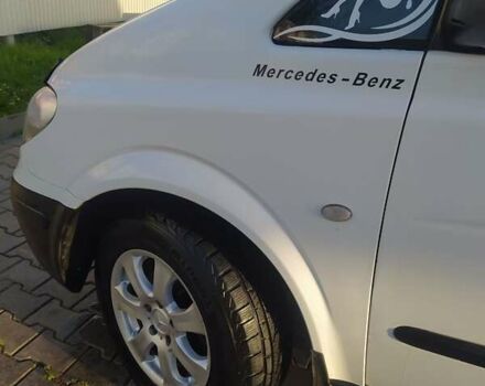 Белый Мерседес Вито, объемом двигателя 2.15 л и пробегом 360 тыс. км за 6500 $, фото 4 на Automoto.ua