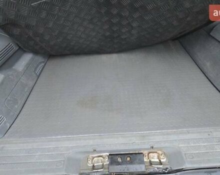 Білий Мерседес Віто, об'ємом двигуна 2.15 л та пробігом 309 тис. км за 7499 $, фото 19 на Automoto.ua