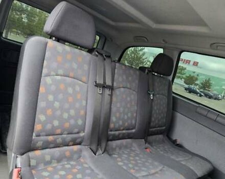 Білий Мерседес Віто, об'ємом двигуна 2.15 л та пробігом 309 тис. км за 7499 $, фото 17 на Automoto.ua