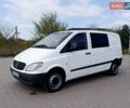 Белый Мерседес Вито, объемом двигателя 2.15 л и пробегом 201 тыс. км за 6200 $, фото 1 на Automoto.ua