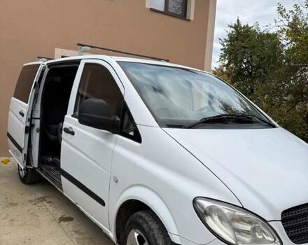 Белый Мерседес Вито, объемом двигателя 2.15 л и пробегом 260 тыс. км за 7000 $, фото 4 на Automoto.ua