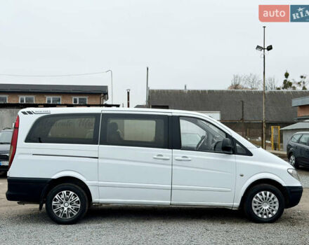 Белый Мерседес Вито, объемом двигателя 2.15 л и пробегом 350 тыс. км за 5400 $, фото 13 на Automoto.ua