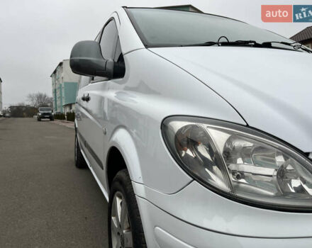 Білий Мерседес Віто, об'ємом двигуна 2.2 л та пробігом 288 тис. км за 7500 $, фото 21 на Automoto.ua