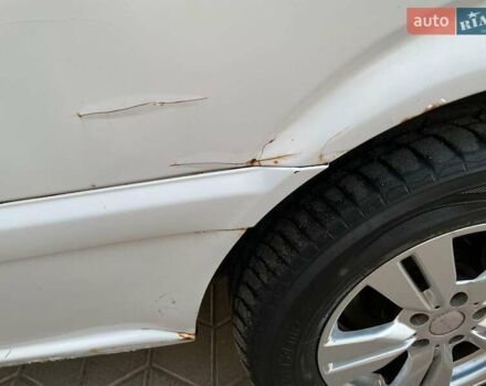 Белый Мерседес Вито, объемом двигателя 2.15 л и пробегом 324 тыс. км за 6900 $, фото 24 на Automoto.ua