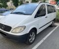 Белый Мерседес Вито, объемом двигателя 2.15 л и пробегом 300 тыс. км за 7500 $, фото 1 на Automoto.ua
