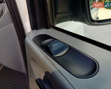 Белый Мерседес Вито, объемом двигателя 2.15 л и пробегом 238 тыс. км за 7450 $, фото 42 на Automoto.ua