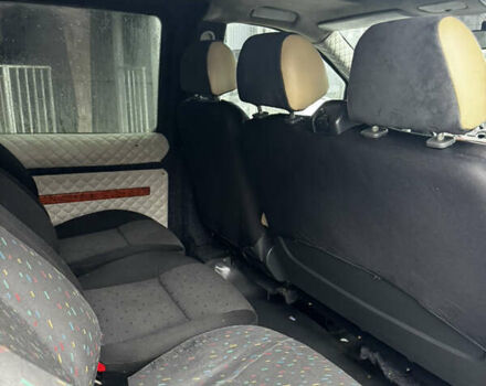 Белый Мерседес Вито, объемом двигателя 2.15 л и пробегом 785 тыс. км за 6600 $, фото 21 на Automoto.ua