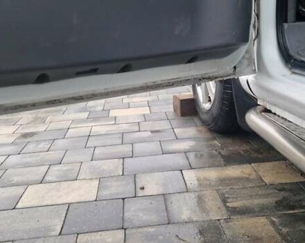 Білий Мерседес Віто, об'ємом двигуна 2.15 л та пробігом 350 тис. км за 6800 $, фото 2 на Automoto.ua