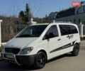 Белый Мерседес Вито, объемом двигателя 2.2 л и пробегом 320 тыс. км за 6900 $, фото 1 на Automoto.ua