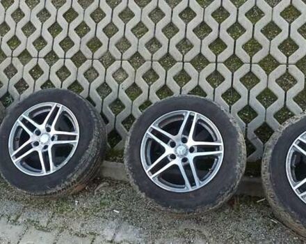 Белый Мерседес Вито, объемом двигателя 2.15 л и пробегом 362 тыс. км за 6250 $, фото 10 на Automoto.ua