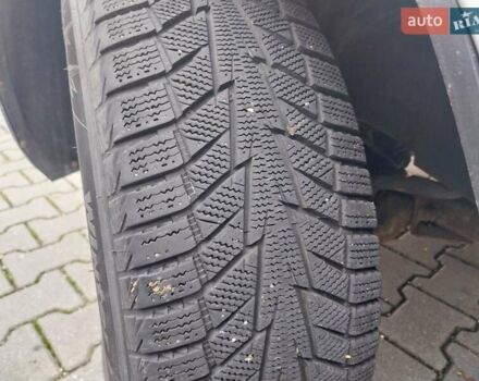 Белый Мерседес Вито, объемом двигателя 2.15 л и пробегом 362 тыс. км за 6250 $, фото 5 на Automoto.ua