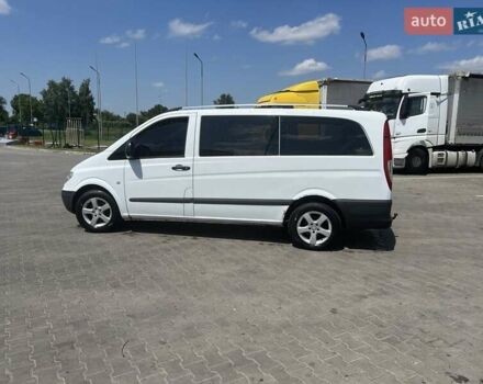 Белый Мерседес Вито, объемом двигателя 2.1 л и пробегом 292 тыс. км за 6700 $, фото 5 на Automoto.ua