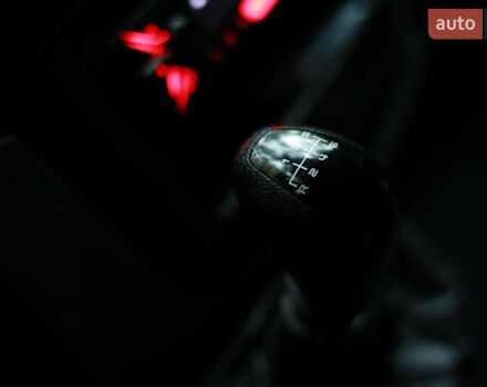 Белый Мерседес Вито, объемом двигателя 2.15 л и пробегом 246 тыс. км за 7299 $, фото 20 на Automoto.ua