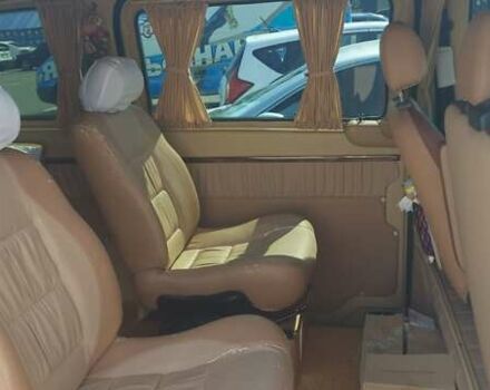 Мерседес Віто 2005 у Одесі на Automoto.ua Білий Мерседес Віто, об'ємом двигуна 2.2 л та пробігом 294 тис. км за 10800 $, фото 4 на Automoto.ua