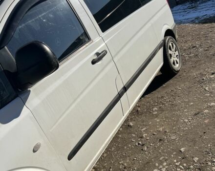 Белый Мерседес Вито, объемом двигателя 2.1 л и пробегом 342 тыс. км за 6200 $, фото 4 на Automoto.ua