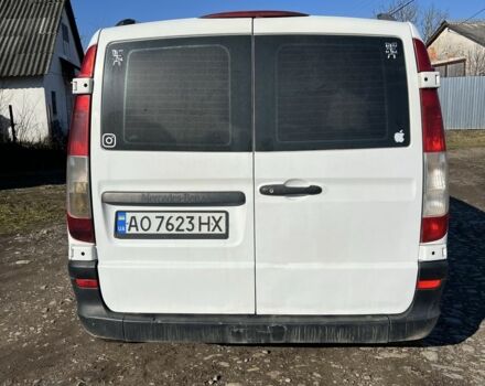 Белый Мерседес Вито, объемом двигателя 2.1 л и пробегом 342 тыс. км за 6200 $, фото 5 на Automoto.ua