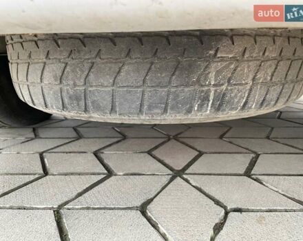 Белый Мерседес Вито, объемом двигателя 2.15 л и пробегом 324 тыс. км за 6900 $, фото 9 на Automoto.ua