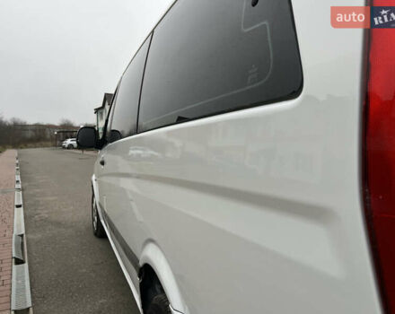Білий Мерседес Віто, об'ємом двигуна 2.2 л та пробігом 288 тис. км за 7500 $, фото 23 на Automoto.ua
