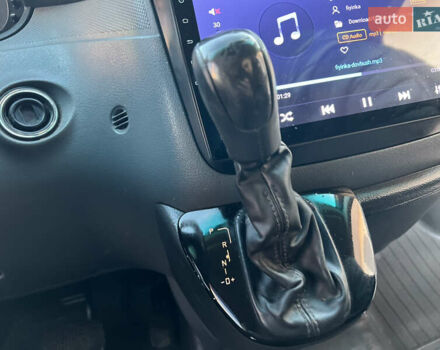 Белый Мерседес Вито, объемом двигателя 2.2 л и пробегом 416 тыс. км за 7450 $, фото 35 на Automoto.ua