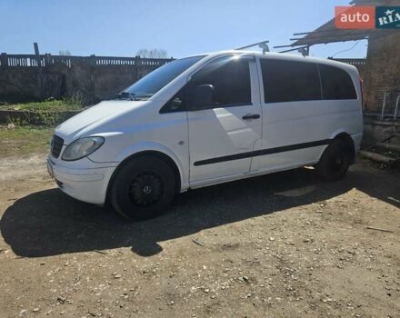 Белый Мерседес Вито, объемом двигателя 2.2 л и пробегом 325 тыс. км за 8000 $, фото 8 на Automoto.ua