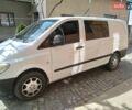 Белый Мерседес Вито, объемом двигателя 2.2 л и пробегом 310 тыс. км за 7000 $, фото 1 на Automoto.ua