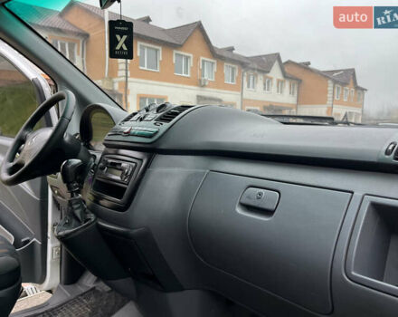 Білий Мерседес Віто, об'ємом двигуна 2.2 л та пробігом 288 тис. км за 7500 $, фото 34 на Automoto.ua