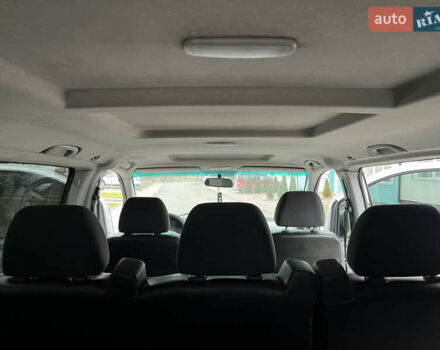 Білий Мерседес Віто, об'ємом двигуна 2.2 л та пробігом 288 тис. км за 7500 $, фото 43 на Automoto.ua