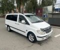 Белый Мерседес Вито, объемом двигателя 2.2 л и пробегом 430 тыс. км за 7100 $, фото 1 на Automoto.ua