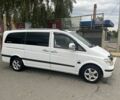 Белый Мерседес Вито, объемом двигателя 2.2 л и пробегом 430 тыс. км за 7100 $, фото 2 на Automoto.ua