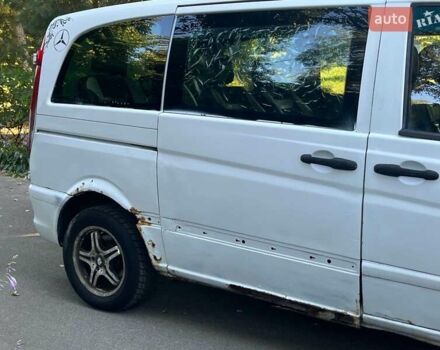 Білий Мерседес Віто, об'ємом двигуна 2.2 л та пробігом 544 тис. км за 4440 $, фото 4 на Automoto.ua