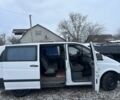 Белый Мерседес Вито, объемом двигателя 2.2 л и пробегом 250 тыс. км за 5750 $, фото 2 на Automoto.ua