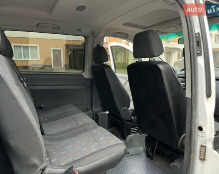 Білий Мерседес Віто, об'ємом двигуна 2.2 л та пробігом 288 тис. км за 7500 $, фото 39 на Automoto.ua