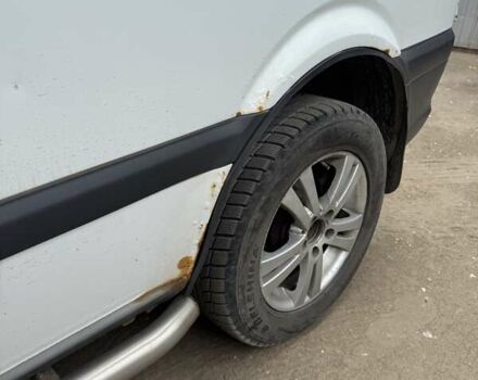 Белый Мерседес Вито, объемом двигателя 2.15 л и пробегом 323 тыс. км за 5200 $, фото 8 на Automoto.ua