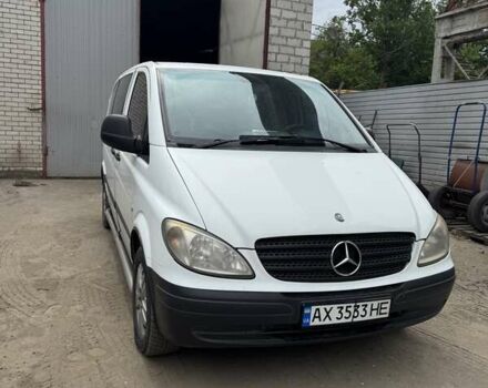 Белый Мерседес Вито, объемом двигателя 2.15 л и пробегом 323 тыс. км за 5200 $, фото 1 на Automoto.ua