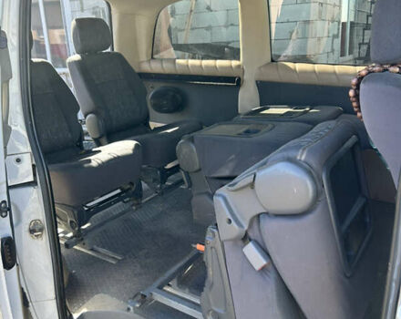 Белый Мерседес Вито, объемом двигателя 2.15 л и пробегом 461 тыс. км за 5700 $, фото 9 на Automoto.ua