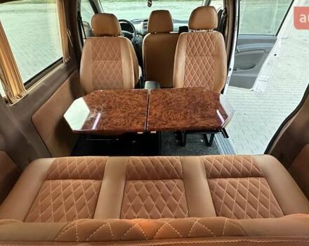 Белый Мерседес Вито, объемом двигателя 3 л и пробегом 313 тыс. км за 9998 $, фото 27 на Automoto.ua