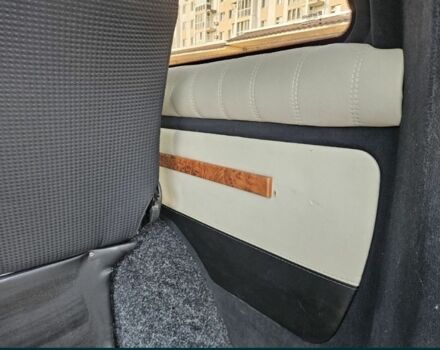 Білий Мерседес Віто, об'ємом двигуна 2.1 л та пробігом 370 тис. км за 7200 $, фото 18 на Automoto.ua