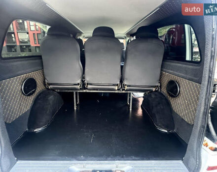 Білий Мерседес Віто, об'ємом двигуна 2.15 л та пробігом 420 тис. км за 7350 $, фото 5 на Automoto.ua