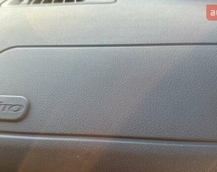 Белый Мерседес Вито, объемом двигателя 3 л и пробегом 313 тыс. км за 9998 $, фото 22 на Automoto.ua