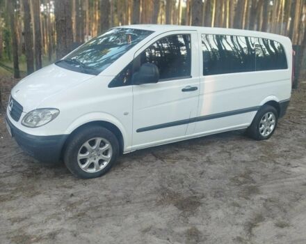 Белый Мерседес Вито, объемом двигателя 2.1 л и пробегом 340 тыс. км за 5800 $, фото 5 на Automoto.ua