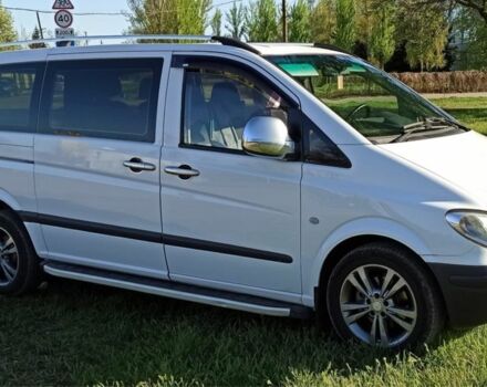 Белый Мерседес Вито, объемом двигателя 2.1 л и пробегом 560 тыс. км за 8800 $, фото 1 на Automoto.ua