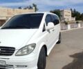 Белый Мерседес Вито, объемом двигателя 2.15 л и пробегом 353 тыс. км за 8600 $, фото 1 на Automoto.ua