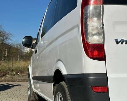 Белый Мерседес Вито, объемом двигателя 2.15 л и пробегом 421 тыс. км за 7200 $, фото 23 на Automoto.ua