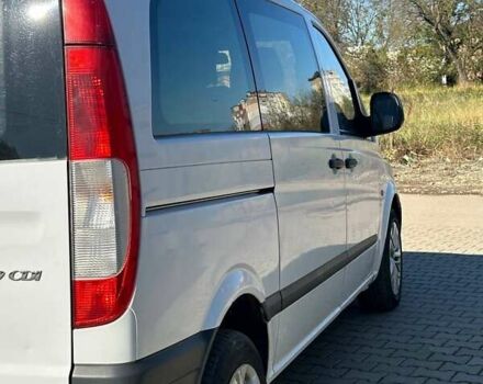 Белый Мерседес Вито, объемом двигателя 2.15 л и пробегом 421 тыс. км за 7200 $, фото 17 на Automoto.ua