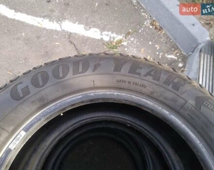 Белый Мерседес Вито, объемом двигателя 2.15 л и пробегом 405 тыс. км за 6800 $, фото 14 на Automoto.ua