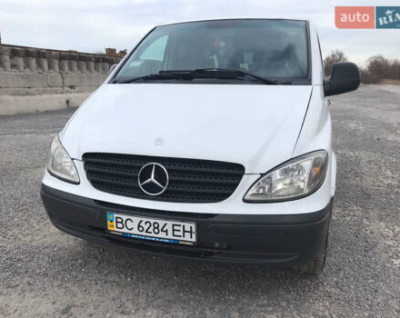 Белый Мерседес Вито, объемом двигателя 2.1 л и пробегом 320 тыс. км за 7350 $, фото 6 на Automoto.ua